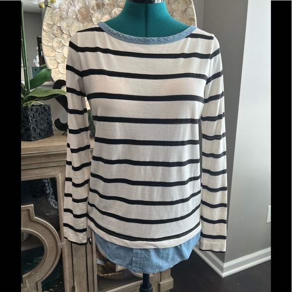 LOFT Tops - 🌼🌼 LOFT‎ Top